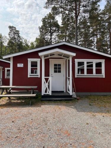 Bredsands camping och bad- Bredsandsstugor in Ryssbo