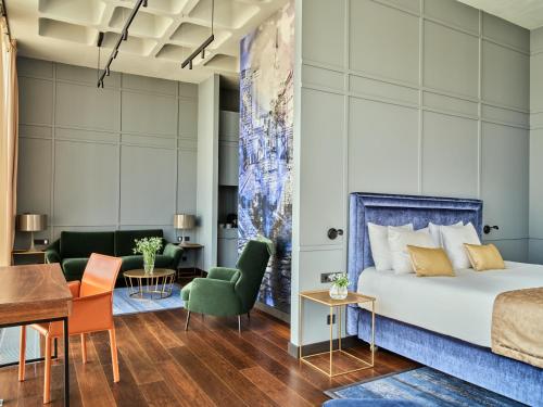 room detail thumbnail 0