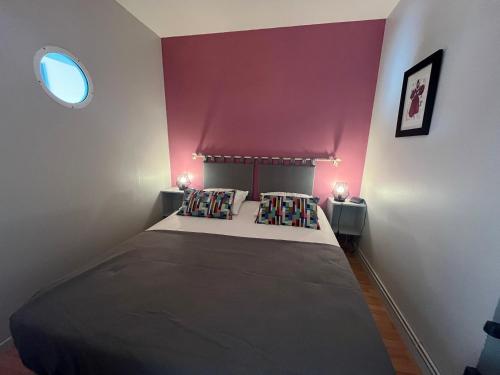 Apartment image 8