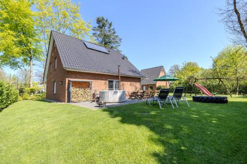 花园, Ferienhaus Hünzingen № 2 (Ferienhaus Hunzingen № 2) in 瓦尔蒐德