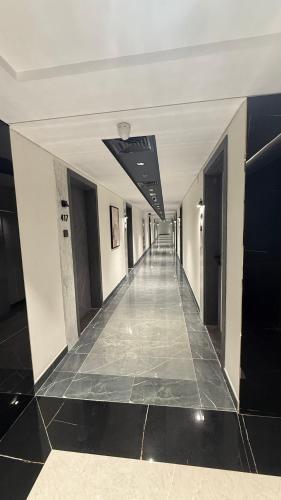 Appartement de Luxe 1 Chambre avec Piscine Privée sur Balcon, Dubaï (photo 2)