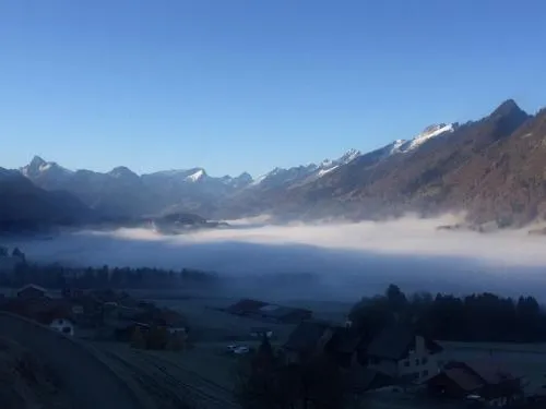 Au Chant des Grillons - studio ensoleillé en Gruyère in Estavannens-Dessous, Schweiz