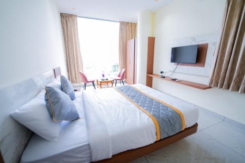 Sri Sai Castle In in Sulikere