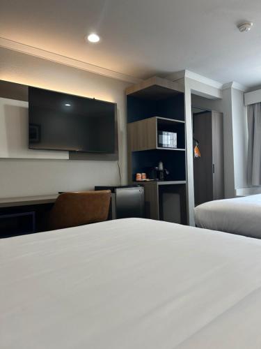 Quality Inn & Suites Santa Rosa - image 6
