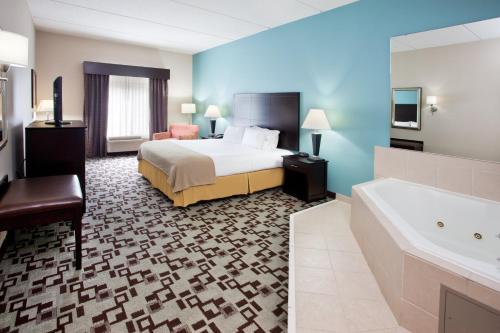 Holiday Inn Express Apex - Raleigh an IHG Hotel - image 12