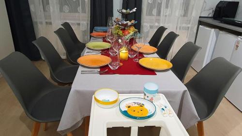 Facilities, Gemütliche Ferienwohnung Berlin für 9 Personen in Hohenschönhausen