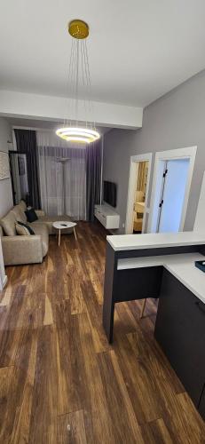 Two-Bedroom Apartment with Partial Ocean View image 9