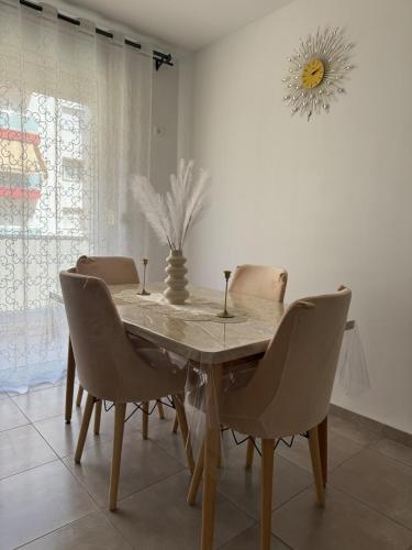 Faciliteiten, Modern and family-friendly apartment in Birkhadem in Algiers