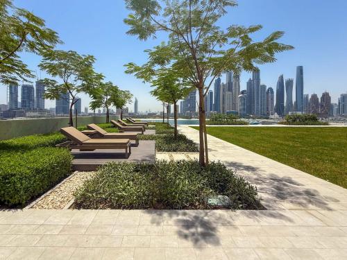Elegant 1BR Apartment with Private Beach Access!, Dubai (Foto 8)