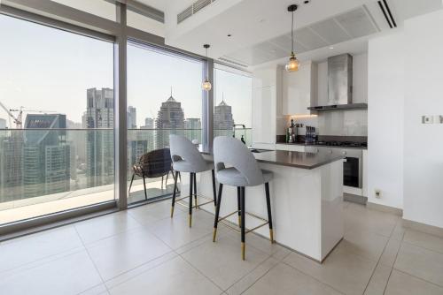 Luxury Marina Gate 3BR with Stunning Marina Views, Dubai (photo 10)