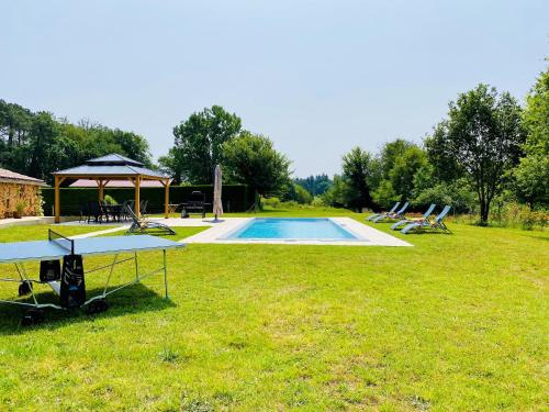 4-Star Tourism Rated Holiday Home with Air Con & Private Heated Pool - 40 Mins from Bergerac gîte à louer Boissec