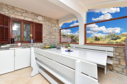 Three-Bedroom House image 4
