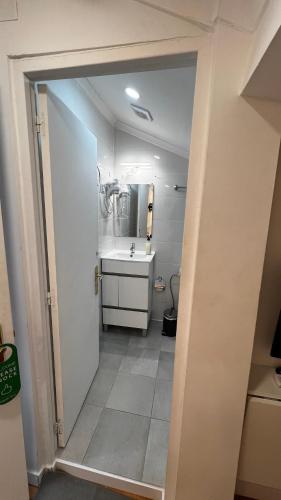 Apartamento Bernardim Ribeiro - 5ª Andar, Lissabon (Foto 7)
