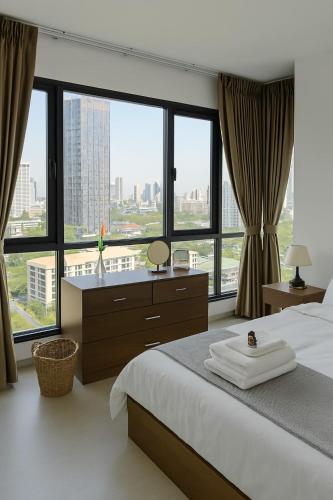 2BR 2BA Luxury Lifestyle 5min walk Thonglor BTS, Bangkok