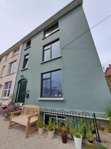 Westways House in 科布