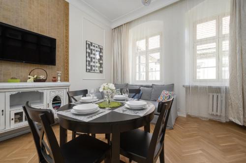 Two-Bedroom Apartment image 7