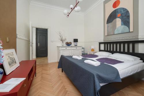 Two-Bedroom Apartment image 3