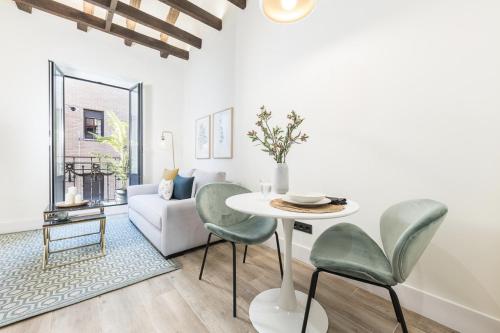 dPLACE To Be - Luxury Apt in Barrio de Salamanca - image 5