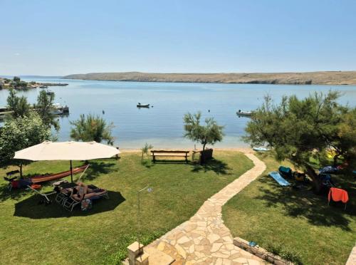 Dārzs, On the beach apartments PAG in Dinjiska