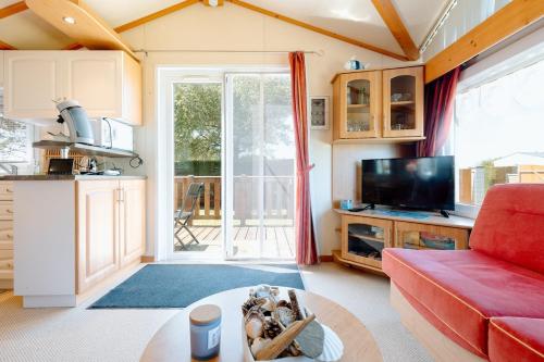 Mobile Home - 700m de la plage in Saint-Jean-de-la-Riviere