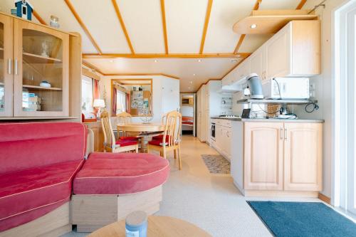 Mobile Home - 700m de la plage in Saint-Jean-de-la-Riviere