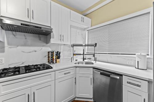 Totally Renovated 3Br Apartment in นิวตัน (MA)