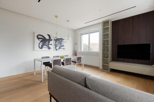 Brera Apartments in Missori, Милан