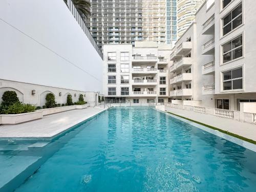 Elegant 2BR Plus Guest Room Stay with Designer Interior, Dubaï (photo 5)