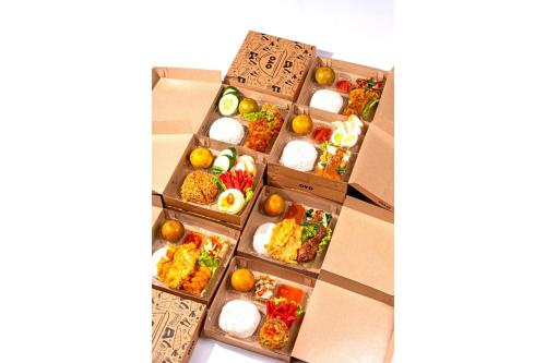 호텔 O 수라바야, 우니베르시타스 아이를랑가 근처, 이전 이름 케르타자야 레지던스 수라바야 - 식음료(F&B)