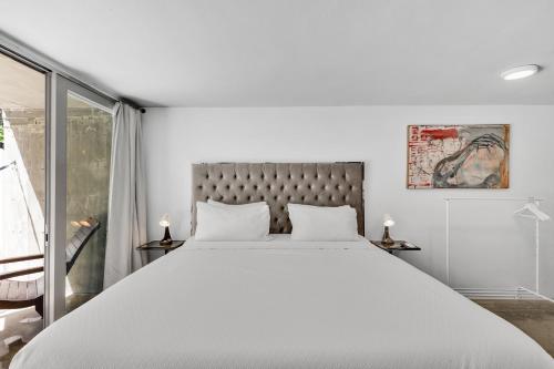 1 queen bed
