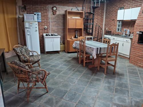 virtuve, Pineville House in Pinhais (Paraná)