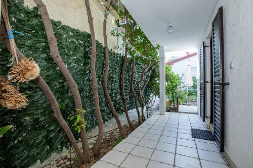 Apartments Jug - Studio Apartment with Balcony - image 3