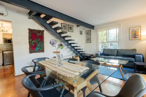 Experiencia Grupal Duplex Moderno en Providencia
