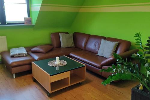 Hübsche 2 Zimmerwohnung (Hubsche 2 Zimmerwohnung) in คาร์สท์