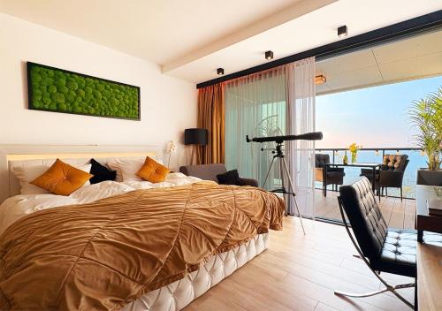 Sea View Moss VIP Apartment