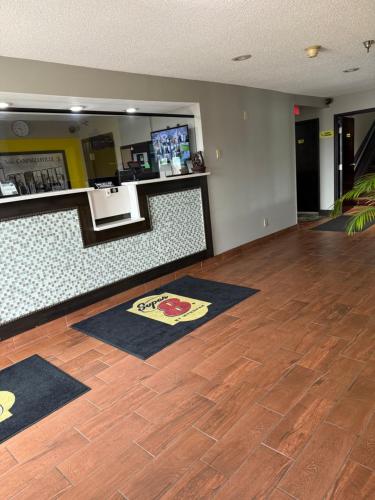 Super 8 By Wyndham Campbellsville Ky in Campbellsville