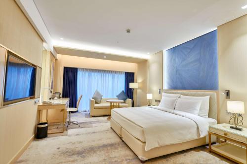 Superior Room image 2