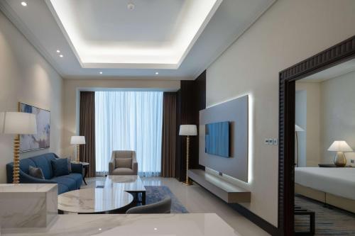 One-Bedroom Apartment image 2