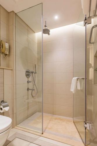 Executive Room with Lounge Access image 9
