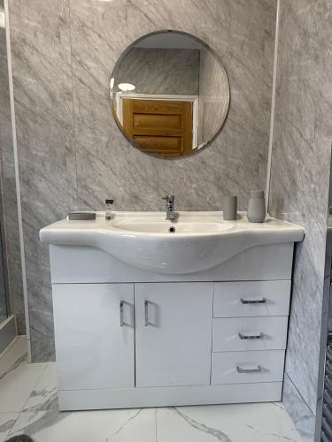 RV Maryvale en-suite rooms in beautiful Bournville Village, Birmingham (zdjęcie 11)