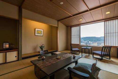 Ryokan Sanjiro Ryokan Sanjiro is perfectly located for both business and leisure guests in Miyagi. The property features a wide range of facilities to make your stay a pleasant experience. Take advantage of the hote
