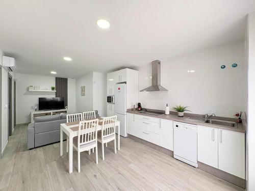 keuken, Apartment Benahavis III Airport - Málaga (Apartment Benahavis III Airport - Malaga) in Churriana