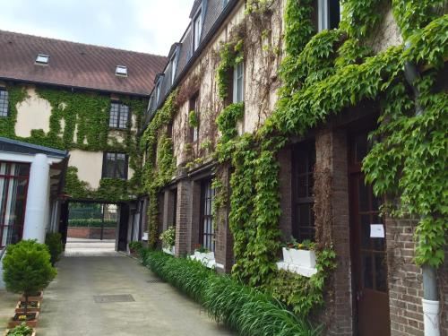 Hotel de Normandie - image 12