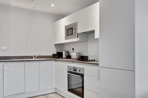 Modern and Roomy 1 Bed Flat in Central Birmingham, Birmingham (fotografie 2)