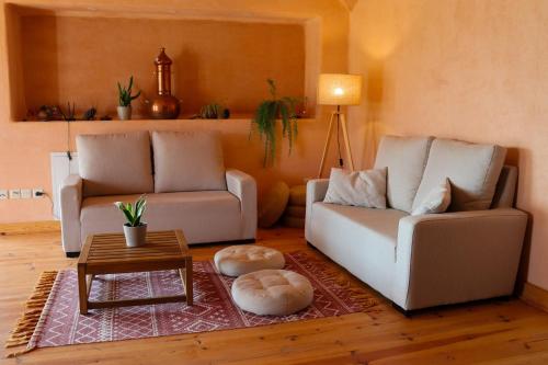 Ananda Guesthouse AL in Casegas