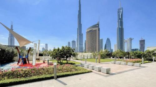 Downtown Views I 2 Bedroom Apartment with Dubai Mall Access, Dubái (foto 2)