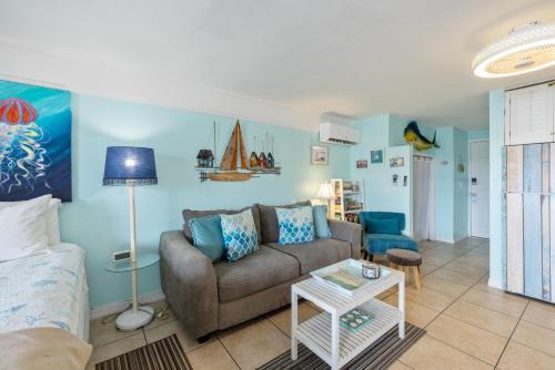 Sunset Suite 211 at Cedar Cove Condos, Сидар-Ки (фото 8)