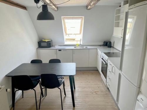 Comoditats, Central and Spacious Apartment for 3 in Hornslet