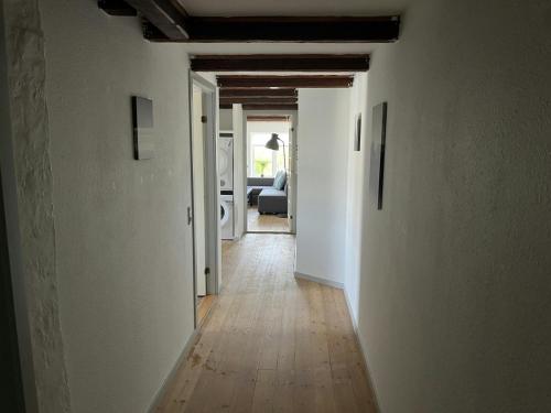 Comoditats, Central and Spacious Apartment for 3 in Hornslet