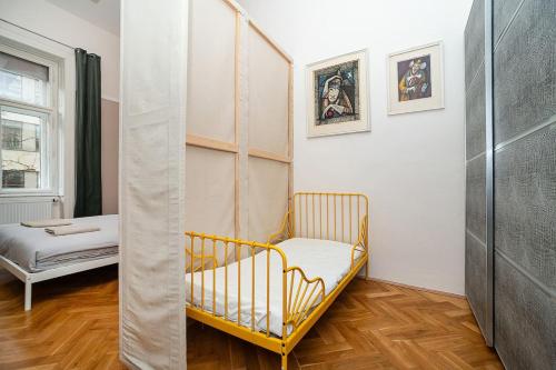 Museum Quarter Elegance Suite - image 5